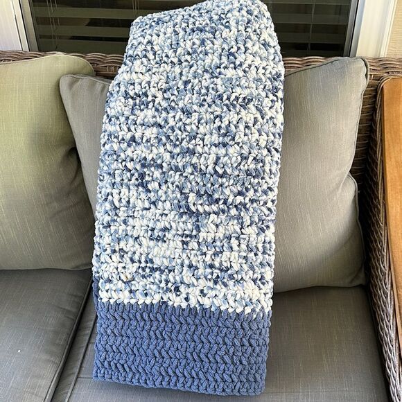 Handmade Chunky Knit Throw  (large) - Picture 1 of 4